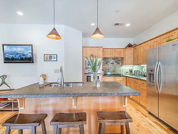 2nd image of 10183 Palisades Dr #A