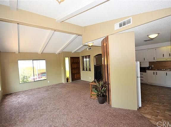 4th image of 1300 W Menlo Ave Space 97