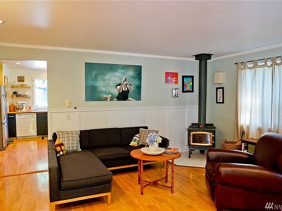 3rd image of 1506 NE Hostmark St