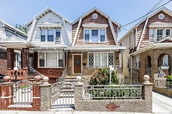 Sold by (Legacy) Online Homes, LLC | media 10