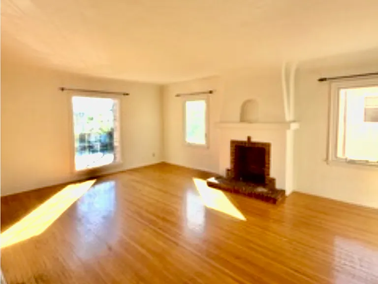 6087 Cashio St #6089 — Photo 11