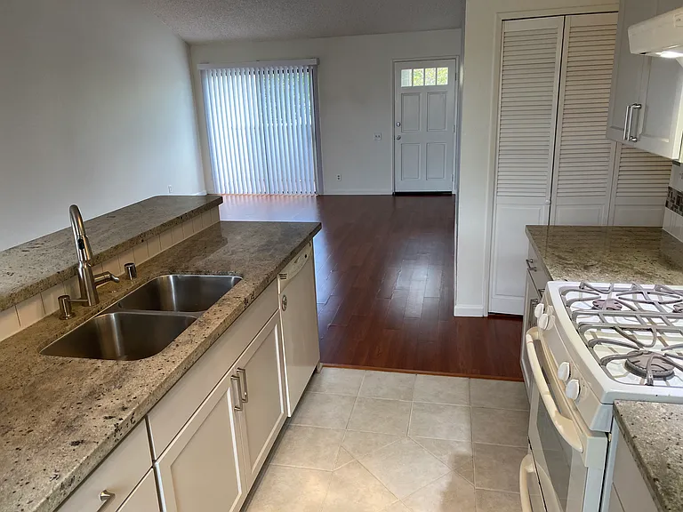 801 Newport Ave #201 — Photo 11