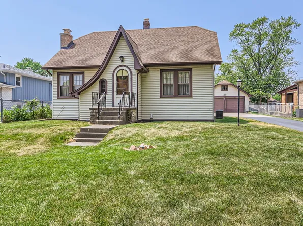 424 Miner St, Bensenville, IL 60106