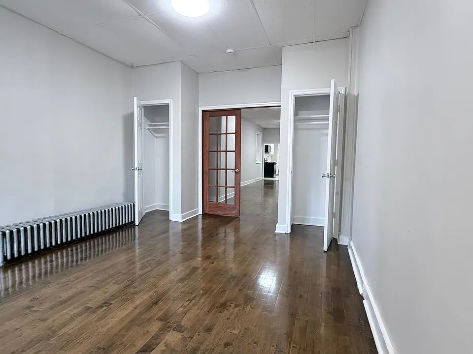 164 Sterling Ave #D162
