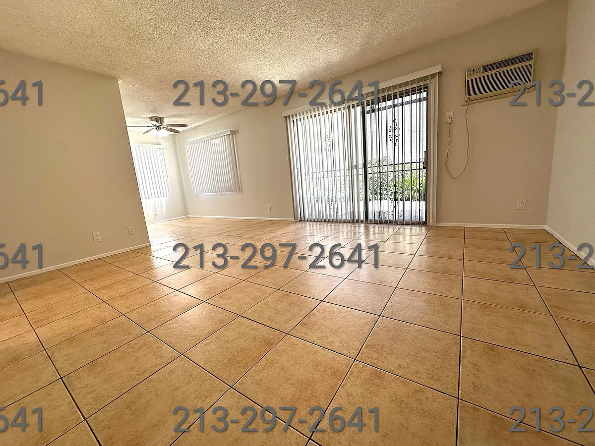 Building Photo - 531 S Mariposa Ave #107
