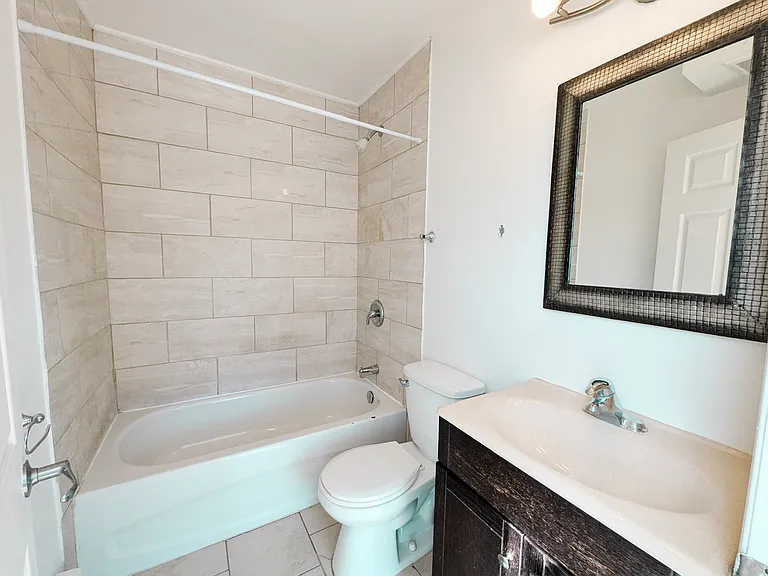 136 Weber St E #9 — Photo 14