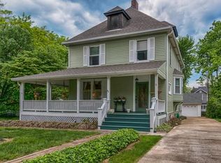 5 Hillcrest Pl, Saint Louis, MO