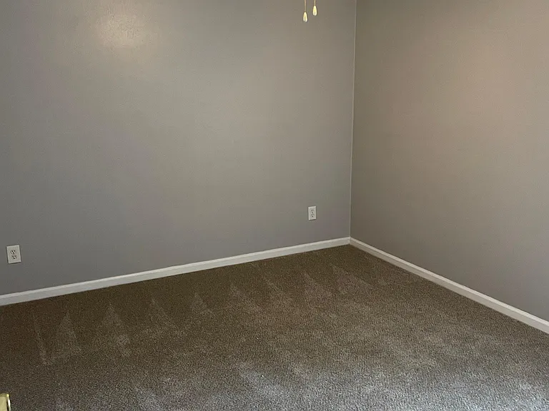 109 N Gum Ave — Photo 14