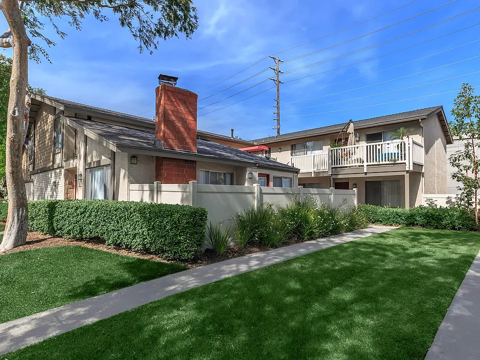 Ridgewood Village Apartment Homes