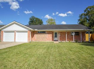 4905 W Plum St, Pearland, TX 77581