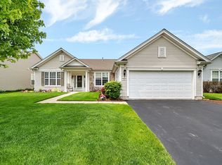 221 Honors Dr, Shorewood, IL