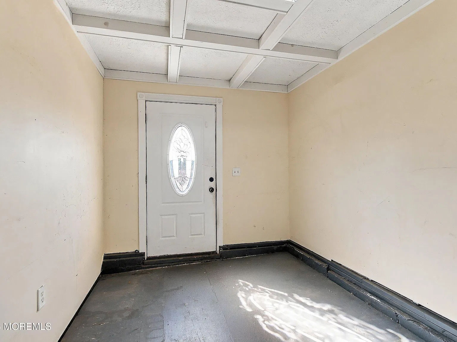 3 bed, 2096 sqft, $3,000 — Photo 4