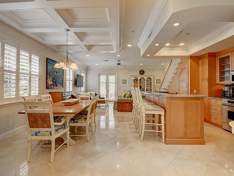 1120 Ocean Ter — Photo 11
