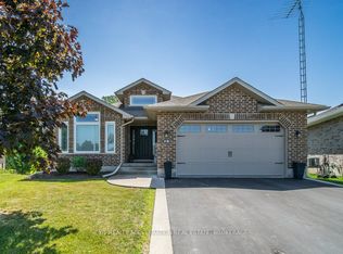 79 Hartwood Cres, Greater Napanee, ON K7R0A8