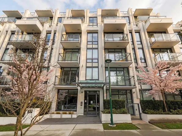 4240 Cambie St #606, Vancouver, BC V5Z 0K6