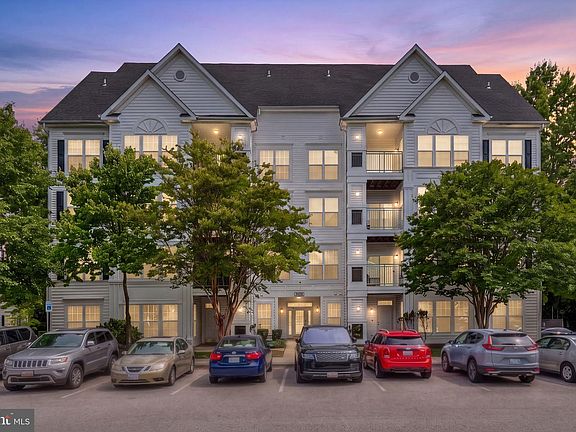 2nd image of 15616 Everglade Ln APT 406
