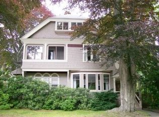 91 Rhode Island Ave, Newport, RI 02840