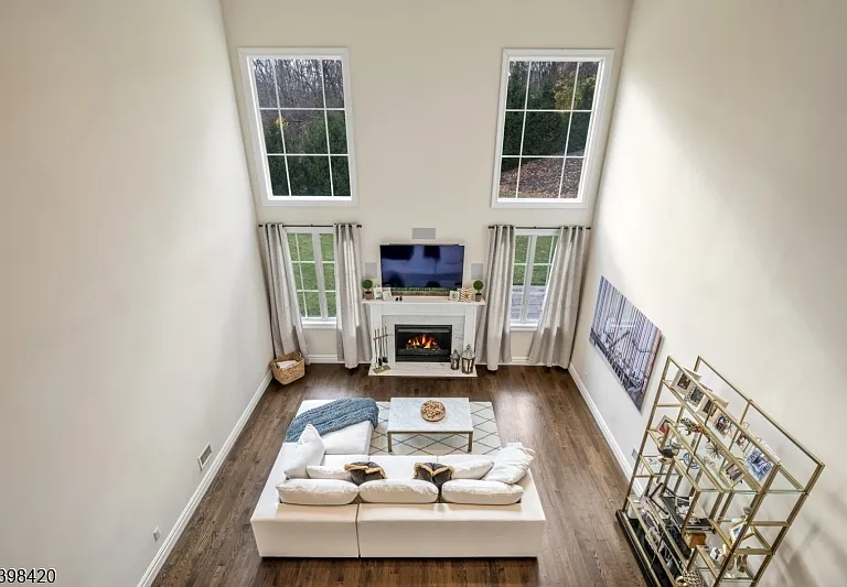 7 W Serafin Way — Photo 10