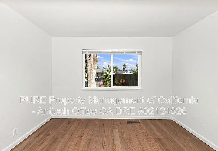 2829 Fortuna Ct — Photo 9