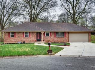 3912 S Christopher Cir, Independence, MO 64055