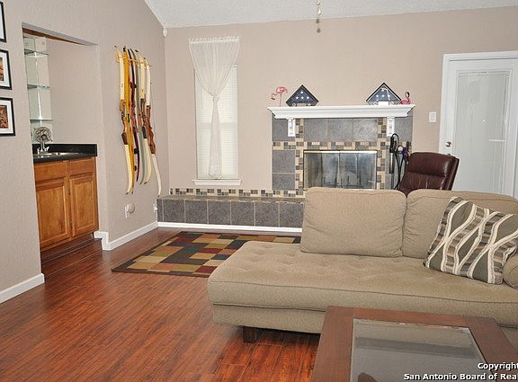 5th image of 14603 Cavewood Dr