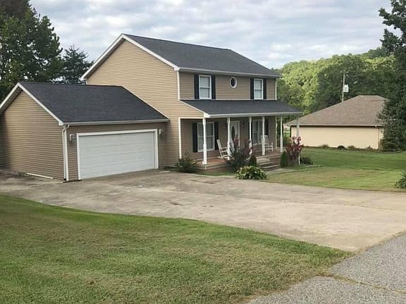 2nd image of 1025 Rose Ln