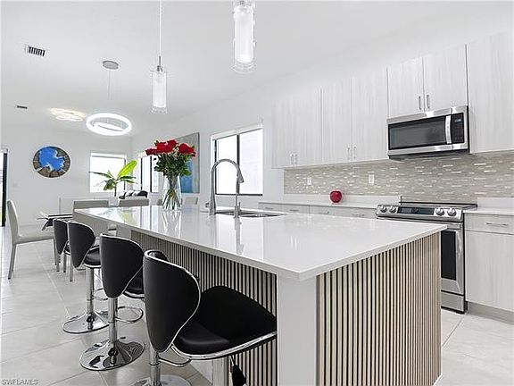 4th image of 5242 Nevola Ave