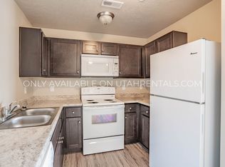 1936 N Geneva Rd APT 102, Provo, UT 84601