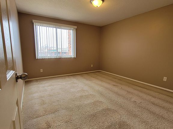 4th image of 7102 Van Dorn St #7