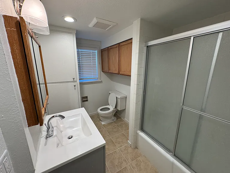 515 15th St NE #2 — Photo 14