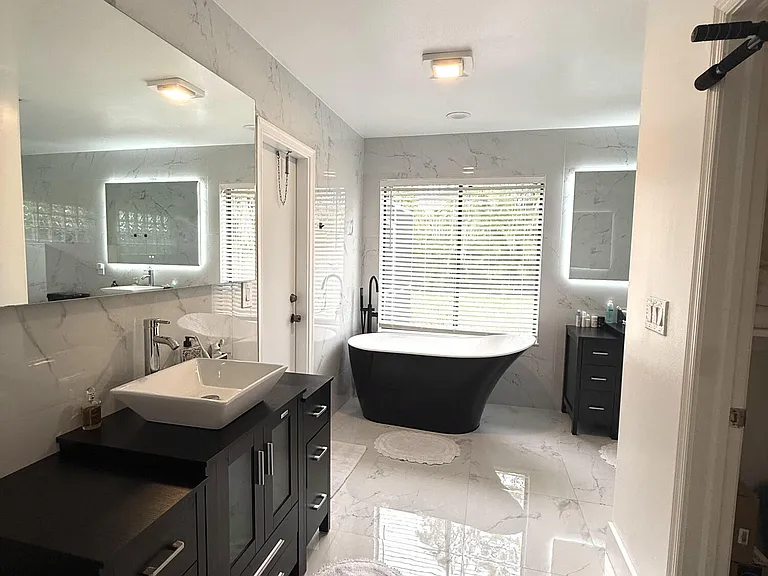 325 Knotty Wood Ln — Photo 22
