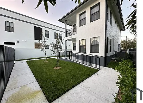 10570 SW 177th St — Photo 41