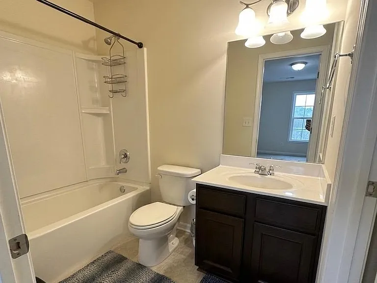 3550 Graham Way — Photo 9