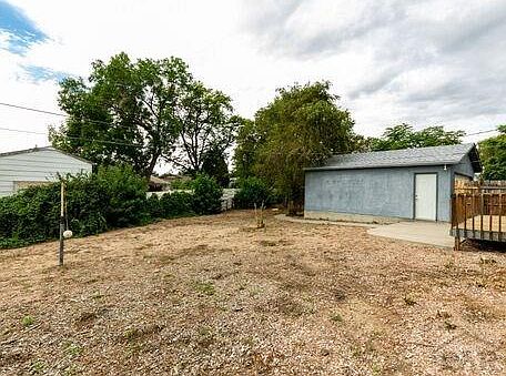 4th image of 19 Normandy Cir