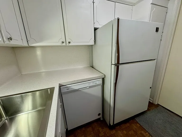 2601 Bellefontaine St #B301 — Photo 5
