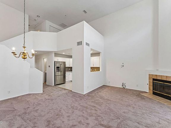 3rd image of 727 Kingfisher Way