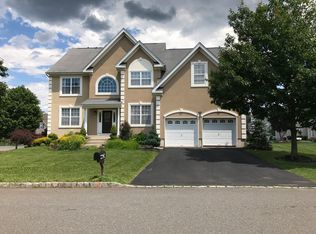 14 Winding Way, Princeton, NJ 08540