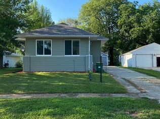 322 E Walnut St, Manly, IA 50456