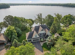 9111 Lake Riley Blvd, Chanhassen, MN 55317