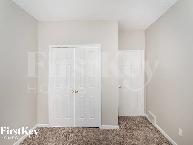 4566 Tulip Bend Dr — Photo 11