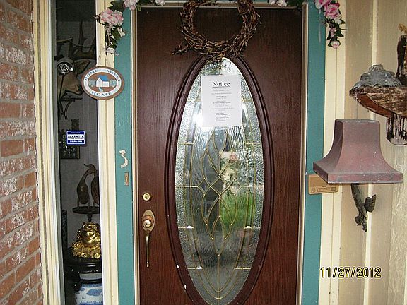 3rd image of 12814 Carvel Ln