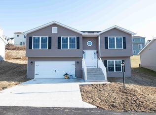 46 Summers Ridge Rd, Morgantown, WV 26508