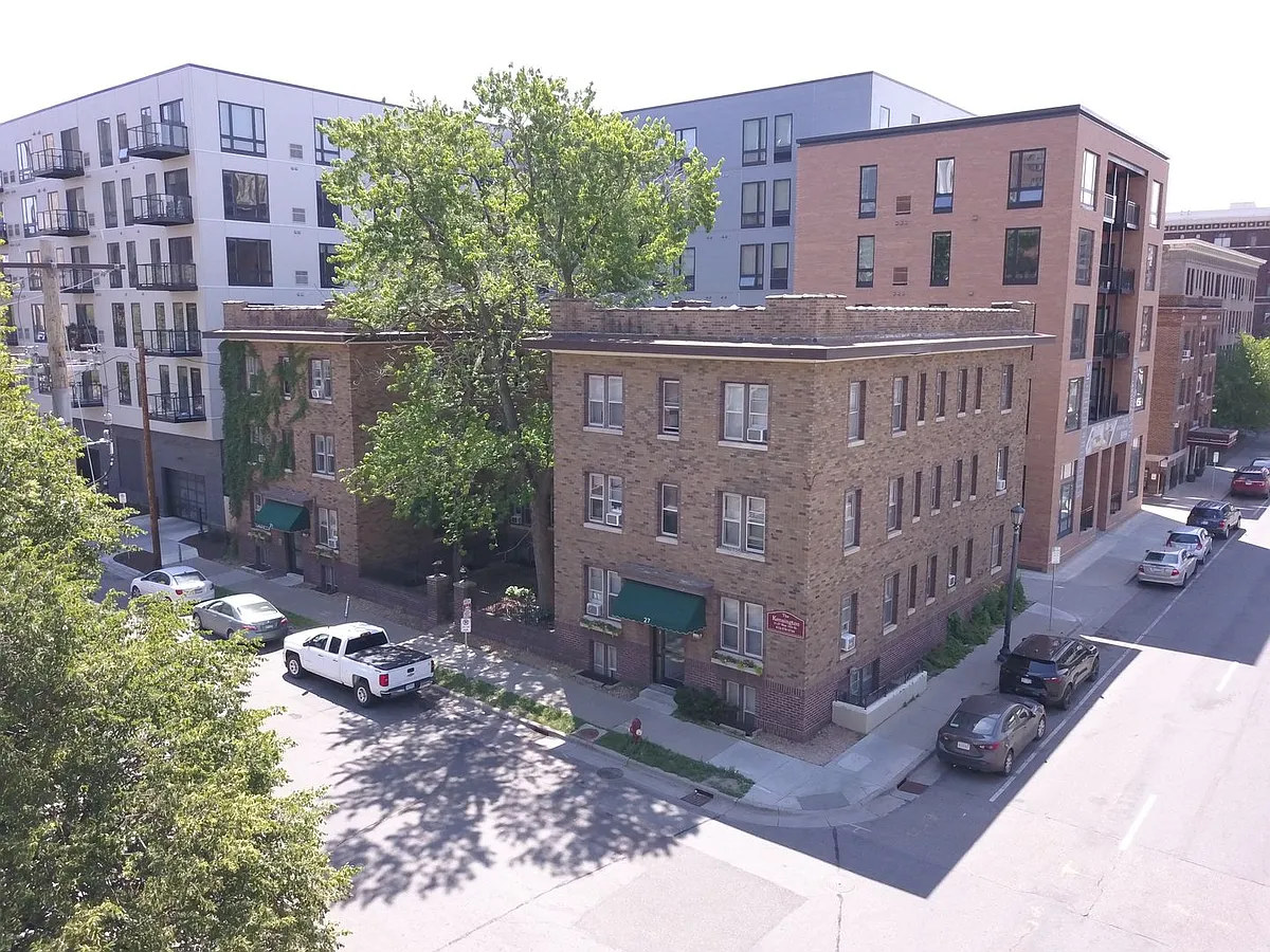 Building Photo - 21-27 14th St W
