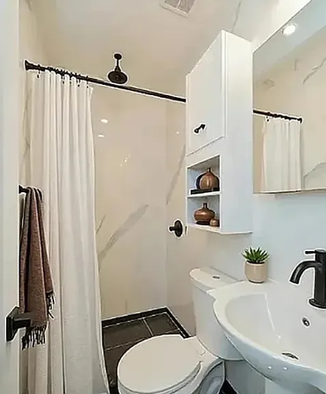 72 Carmine St #2C — Photo 7