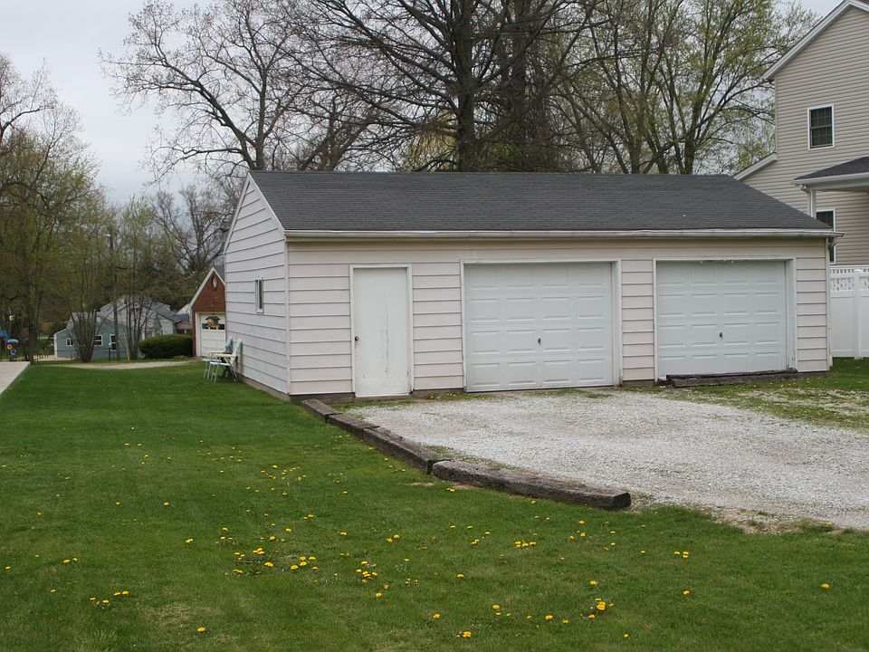 1st image of 2757 Michaels Dr