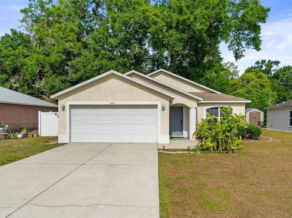 4631 Eagle Ranch Dr, Zephyrhills, FL 33542
