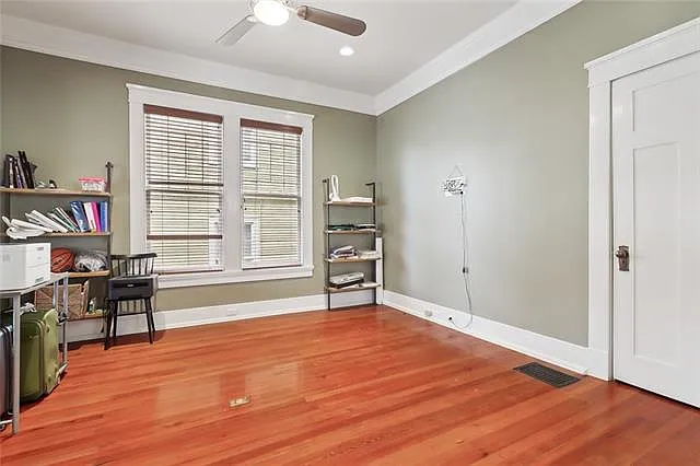 2432 Calhoun St — Photo 13