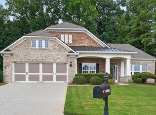 6456 Falling Water Ln, Hoschton, GA 30548