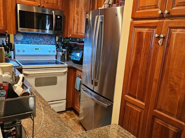(undisclosed Address), Long Beach, NY 11561