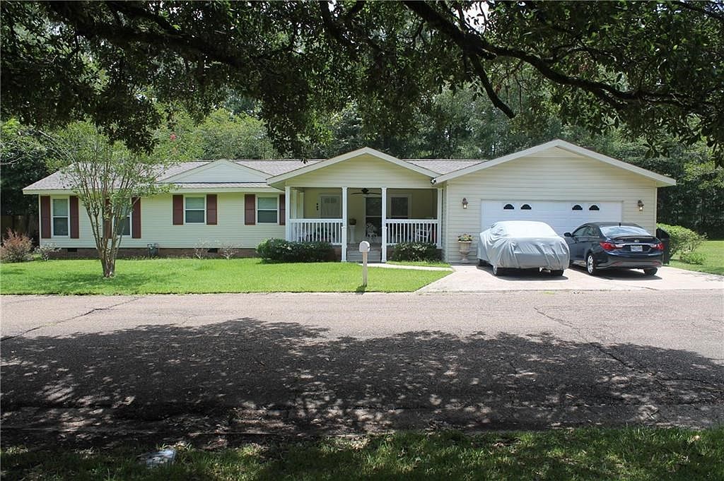 425 W Pine St, Magnolia, MS 39652 Zillow
